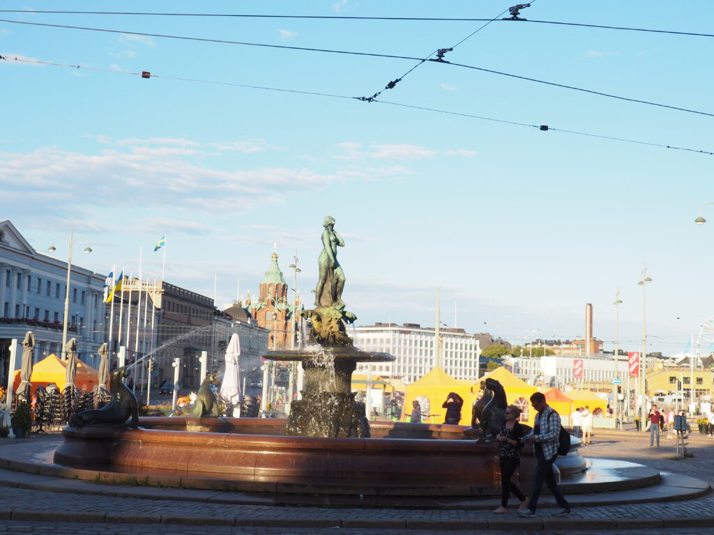 το σιντριβάνι με τη γοργόνα στο Ελσίνκι