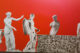 Εικόνα με αγάλματα από το ιδιαίτερο secret room του Αρχαιολογικού Μουσείου της Νάπολη